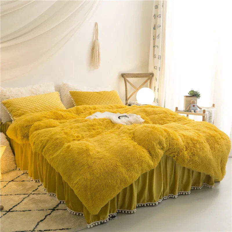 Ensemble Housse de Couette Peluche Contemporaine Avec Taies d Oreiller Quiltées Très Douces