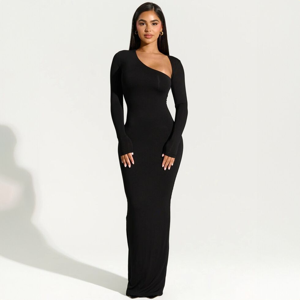 Figurbetontes Kleid mit langen Ärmeln von Katheryn