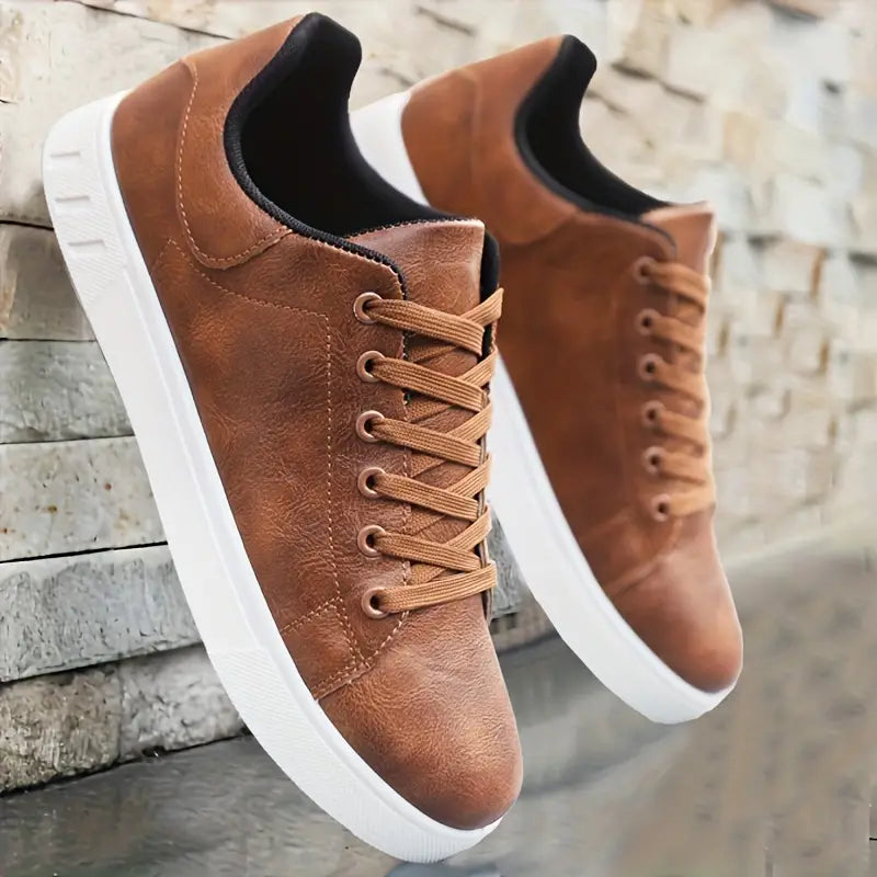 Komfortable Herrenschuhe mit bequemer Sohle