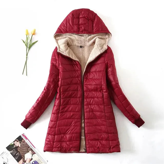 Baumwolljacke mit Kapuze von Ayva