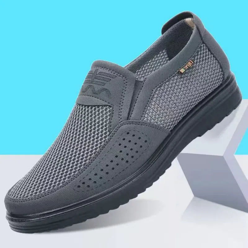 Sommerliche Herren-Schuhe: Atmungsaktiv, komfortabel und stylisch