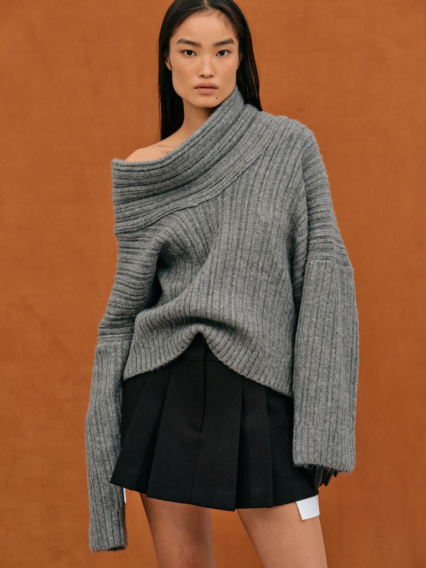 Pull Tricoté Pour Femme Oversize Col Bardot À Côtes Décolleté Épaules Découvertes