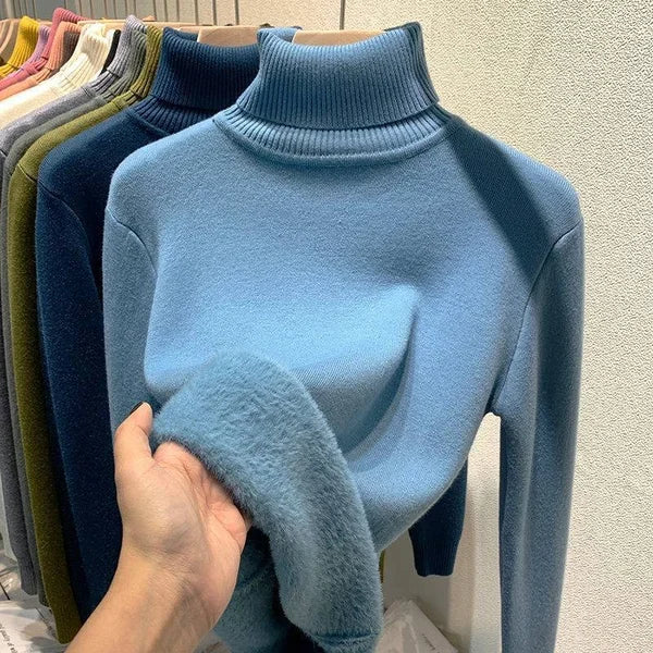 Yuraen Fleece Turtleneck