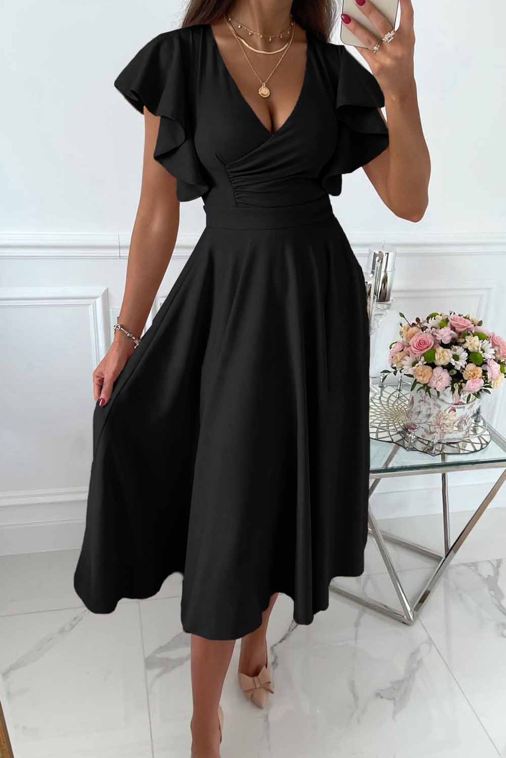 Robe Femme À Décolleté En V Avec Design Cache-Coeur Et Manches Volantées Élégante Et Féminine