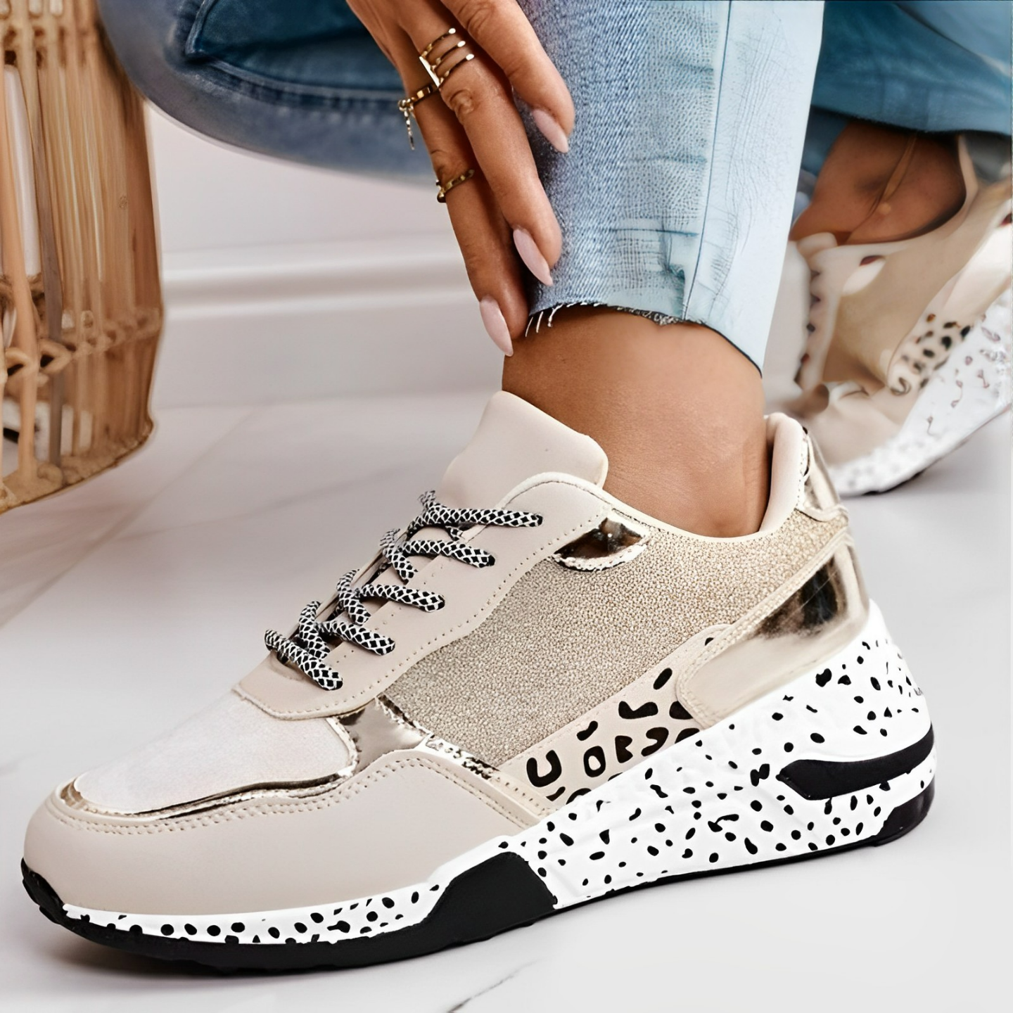 Orthopädisch komfortable Delora Turnschuhe