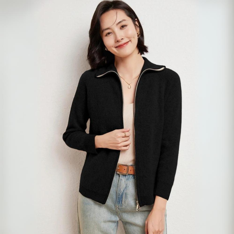 Pull Zippé En Laine Mérinos Luxe Avec Col Revers Contour Élégant Et Texture Intemporelle