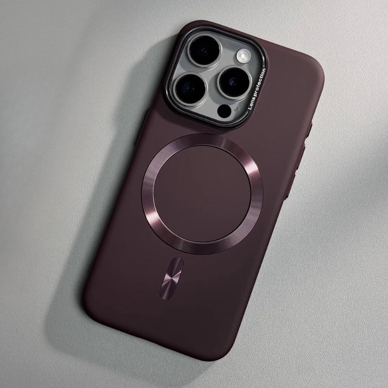 Coque iPhone MagSafe Matte Durable Avec Détails Métal Et Protection Antichoc Et Résistance Supérieure