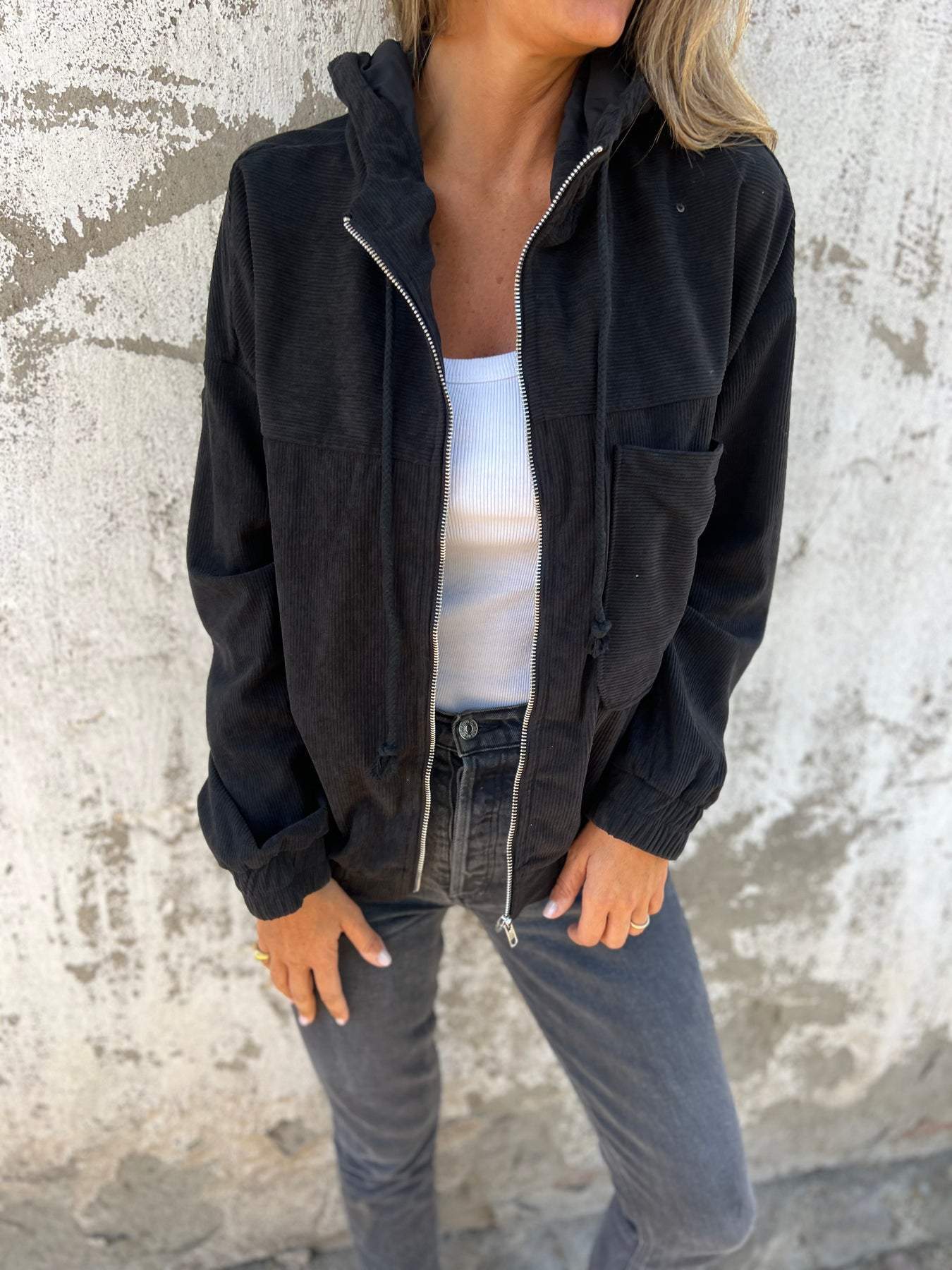 Bequeme Kapuzenjacke Fudus im lässigen Style