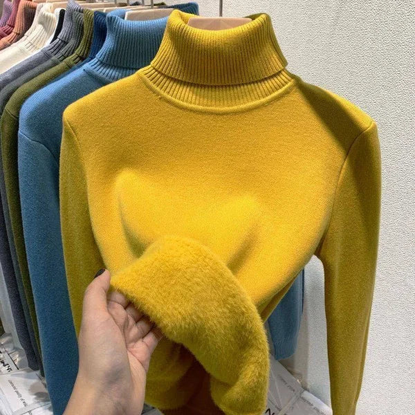 Yuraen Fleece Turtleneck