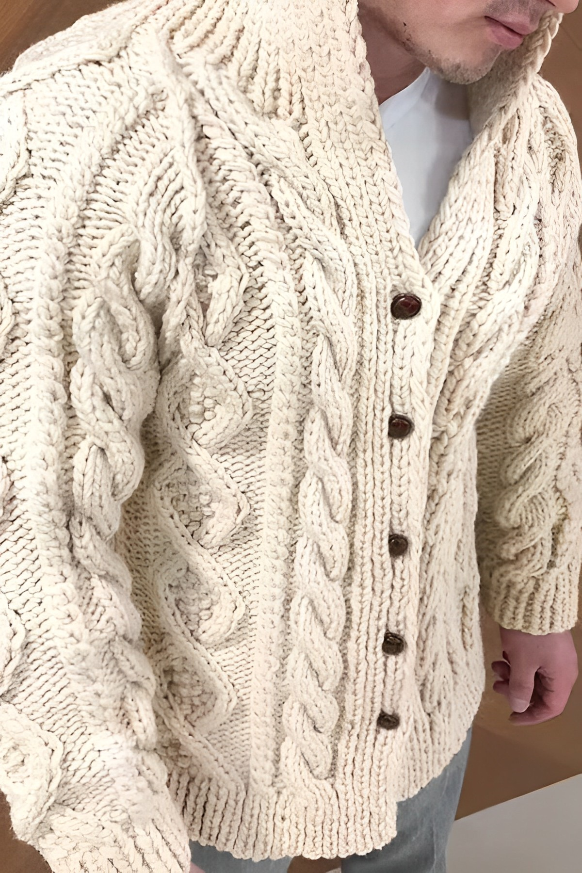 Adam: Warme Strickjacke im Zopfmuster