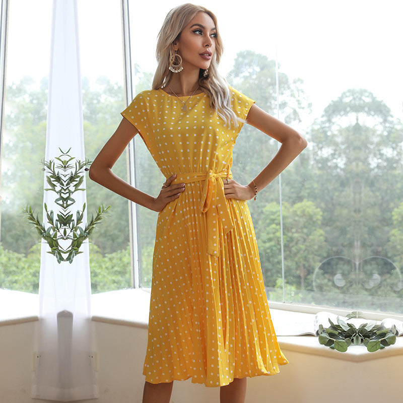 Damen Kleid: Elegantes Midi-Kleid mit Polka Dots und kurzen Ärmeln von Fudus