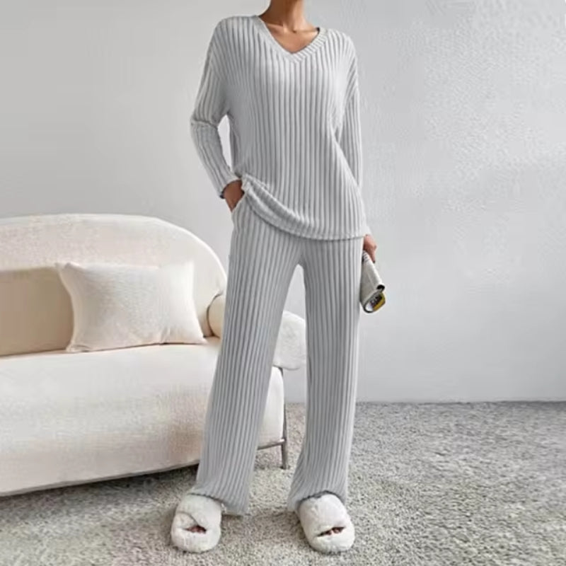 Kerry Ensemble Deux Pièces Confortable En Polyester Nylon Respirant À Côtes Pull Col V Pantalon Décontracté