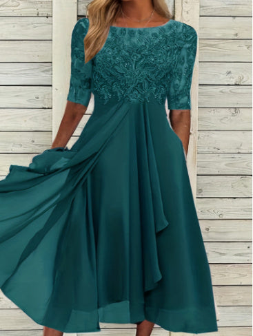 Damenkleid aus Chiffon mit Stickerei, Spitze und Aussparungen von Fudus