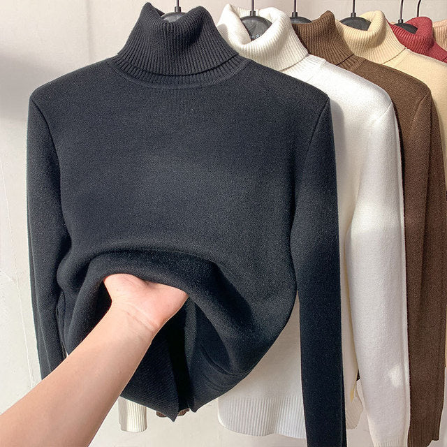 Yuraen Fleece Turtleneck