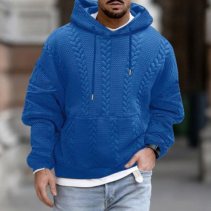Angenehmer Herren-Kapuzenpullover für kalte Tage