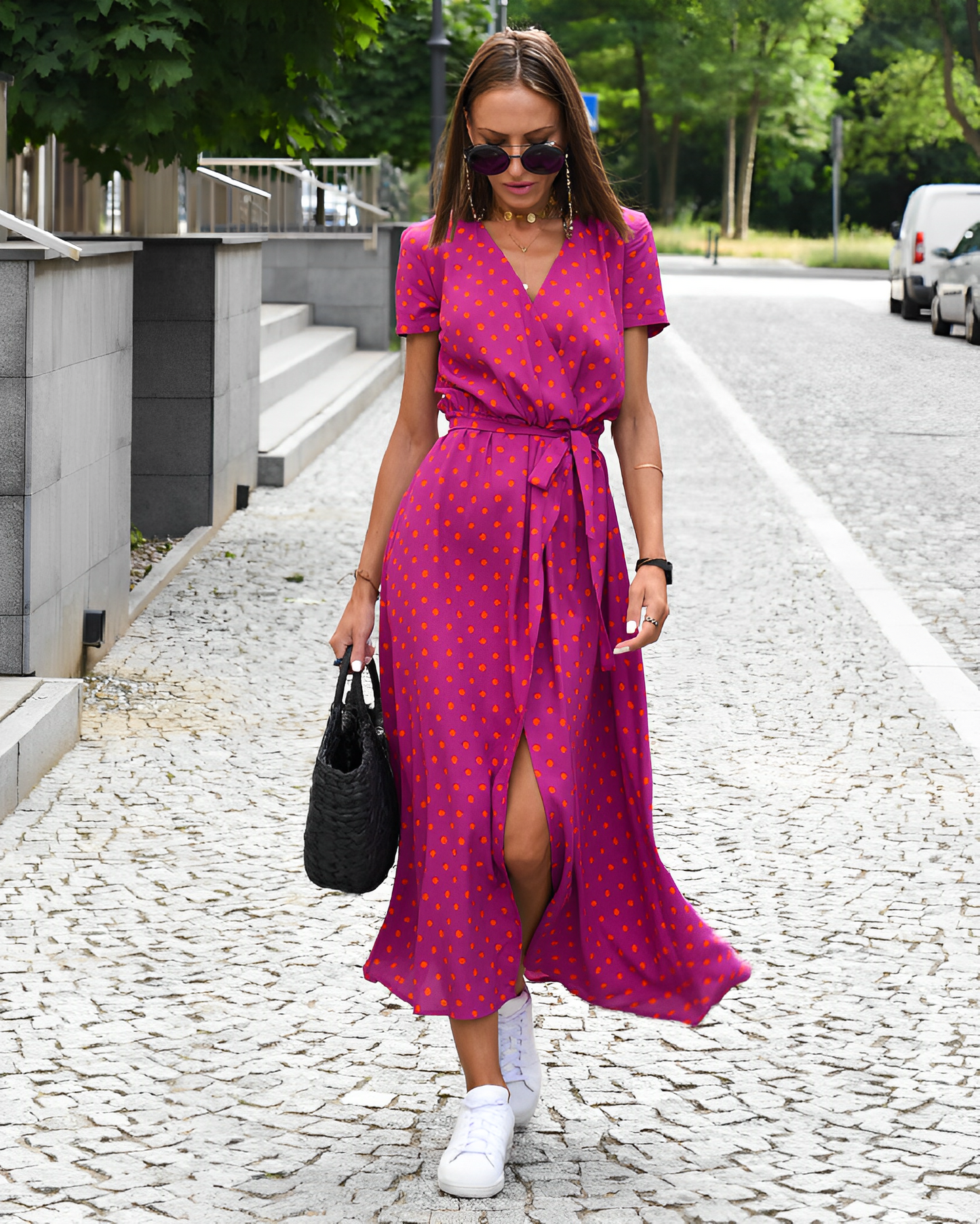 Elowen Kleid mit Blumenmuster und Taillengürtel