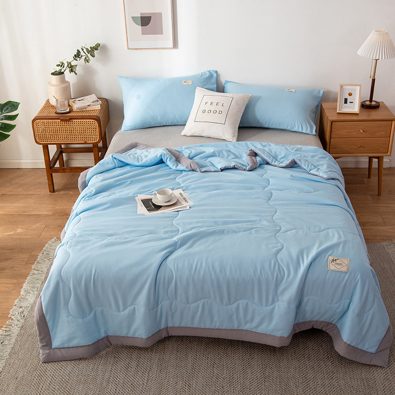 Couette Minimaliste En Coton Respirant Avec Motif Cousu Pour Sommeil Frais Et Détente