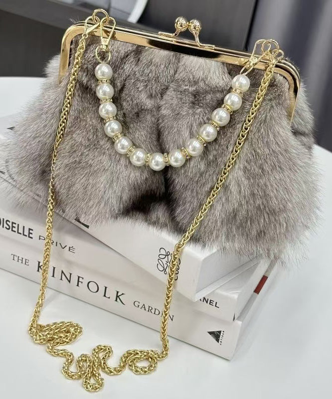 Sac messager gris en fourrure duveteuse avec chaîne - Amawinc