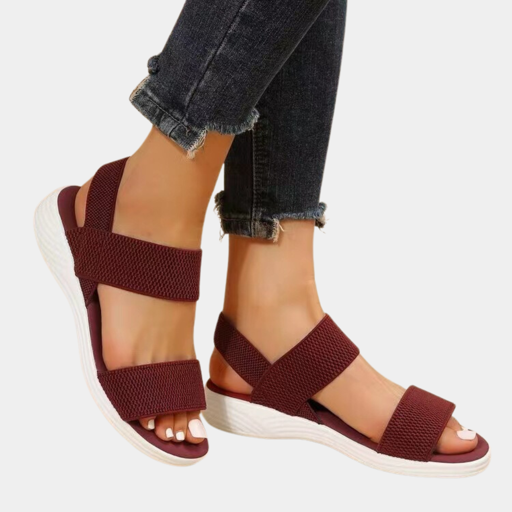 Zeitlose, elegante Damensandalen mit Keilabsatz