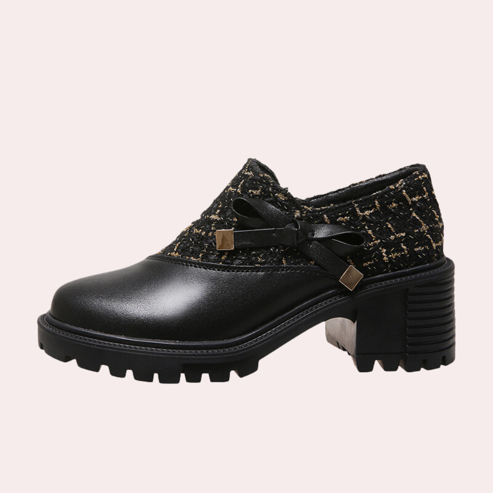 Edle und elegante Damensandalen von Yara