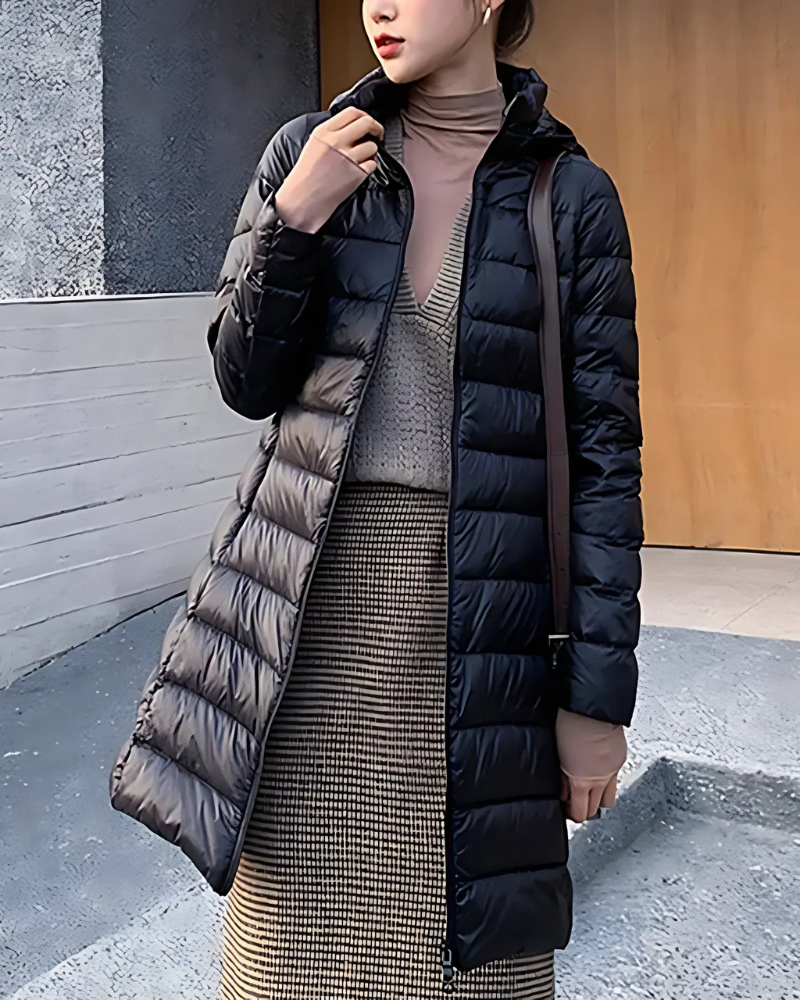 Doudoune Femme Mi-longue Coupe Moulante Capuche Isolante Matelassée Nordisk-Flair Amawinc