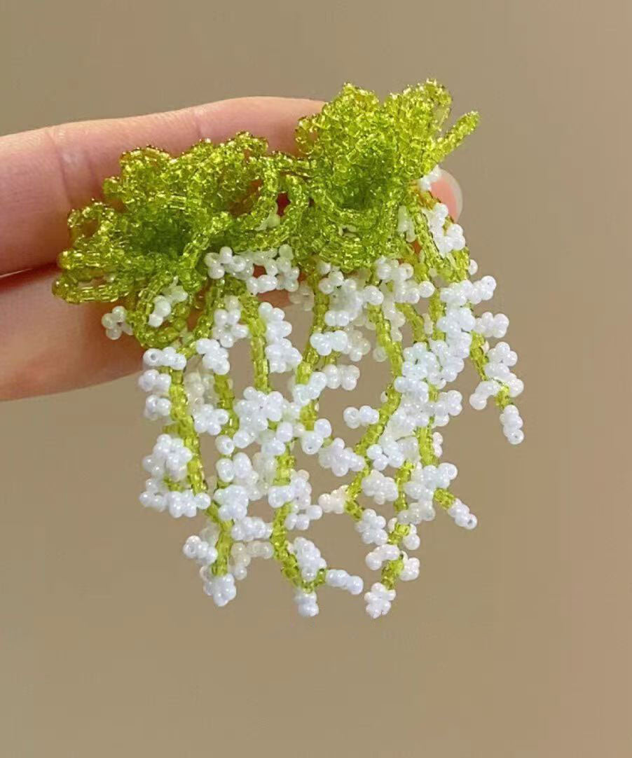 Boucles d'oreilles pendantes chics à pampilles florales et perles colorblock - Amawinc