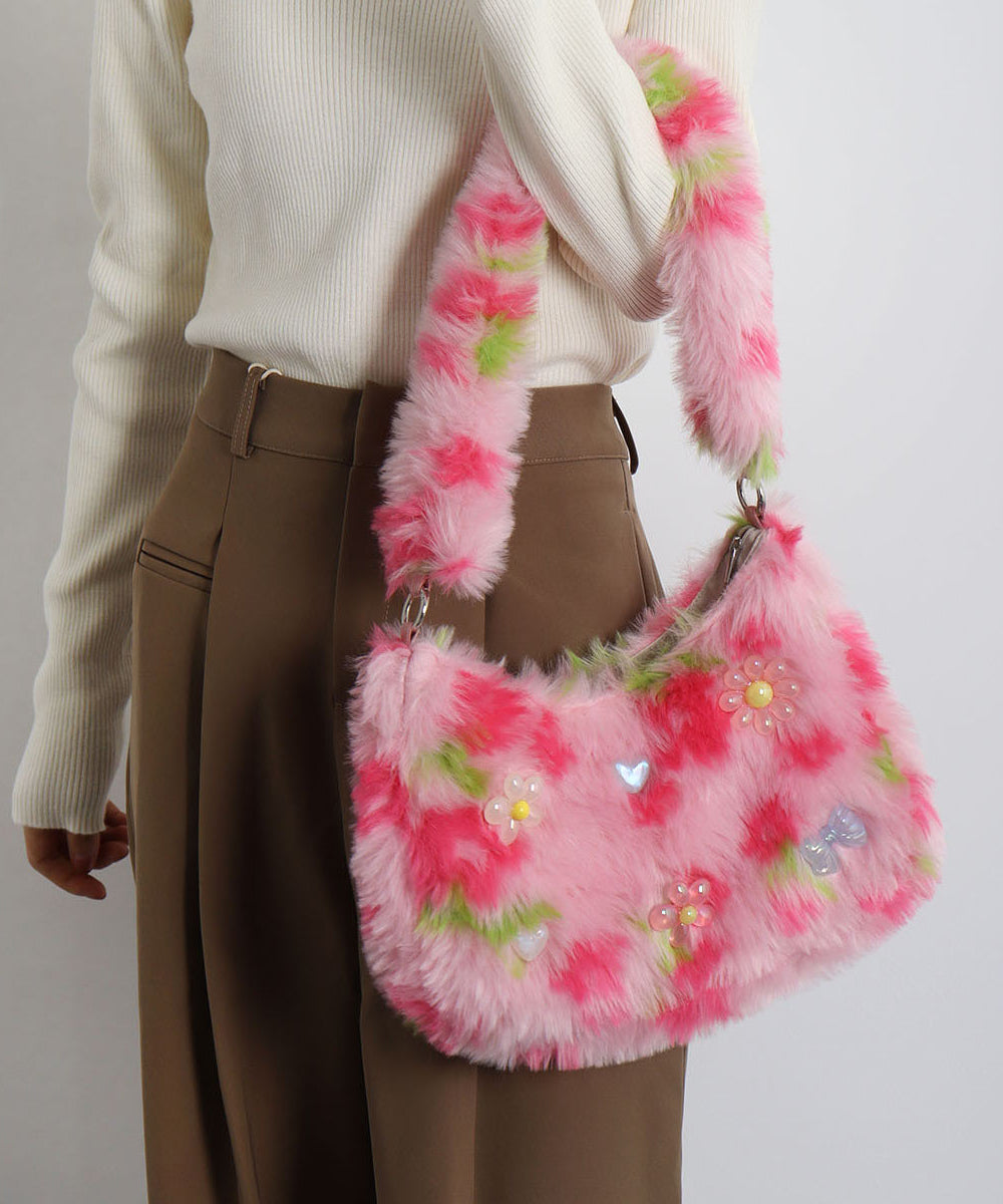 - Amawinc