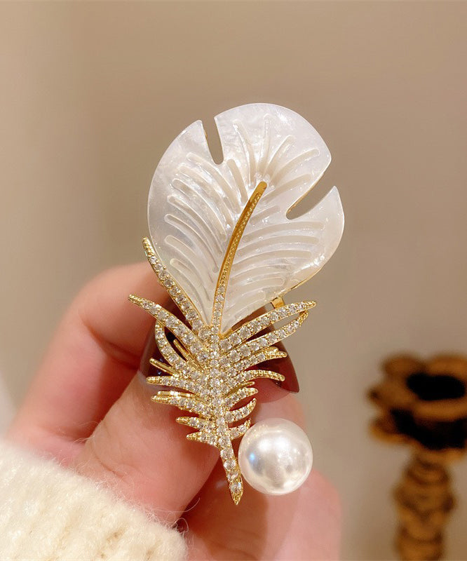 Jolie broche en cuivre blanc et zircon avec nacre - Amawinc