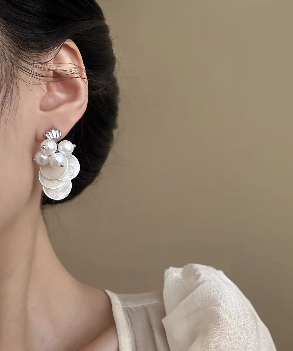 Boucles d'oreilles élégantes à pampilles en alliage d'argent sterling blanc, nacre et perles, avec pompon. - Amawinc
