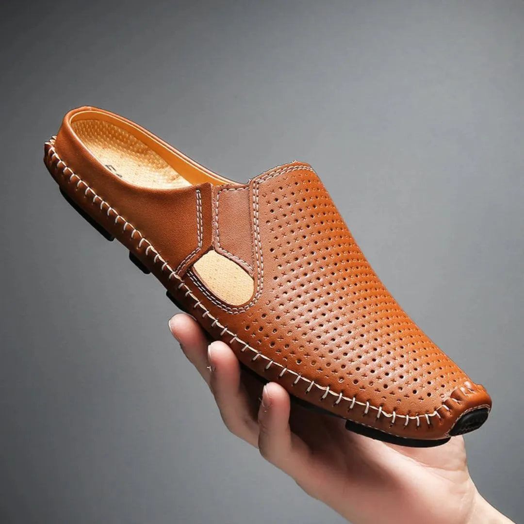 Amawinc Eliano Mules AirWeave Perforées Cuir Synthétique Avec Semelle Rembourrée Et Confort Ventilé