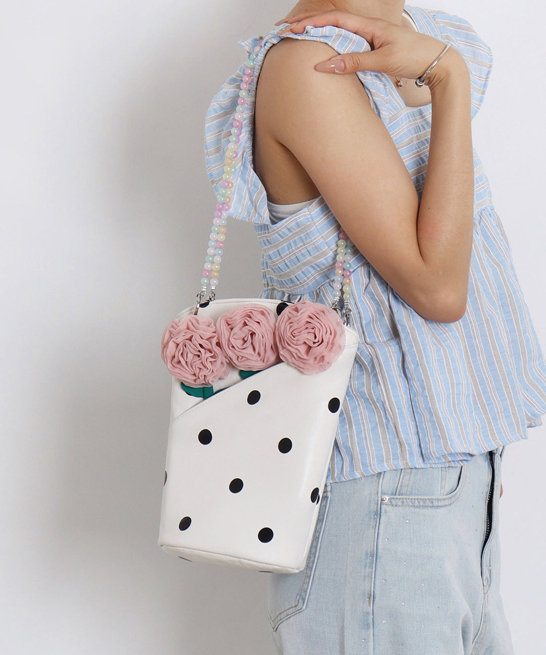 Sac seau tendance en similicuir blanc à imprimé floral - Amawinc