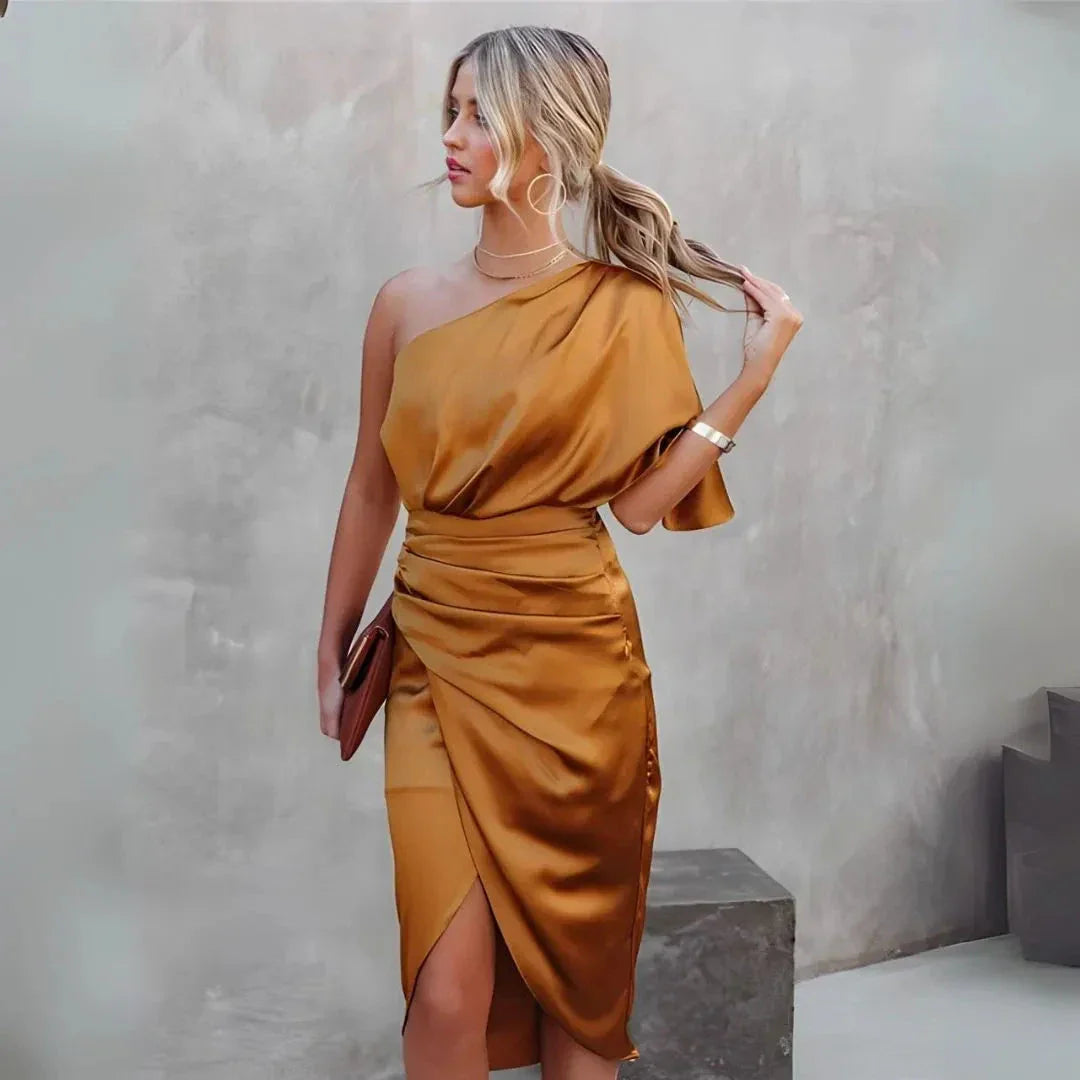 Robe Midi Satinée À Une Épaule Georgina Pour Soirées Élégantes Mariages Et Cocktails Chic