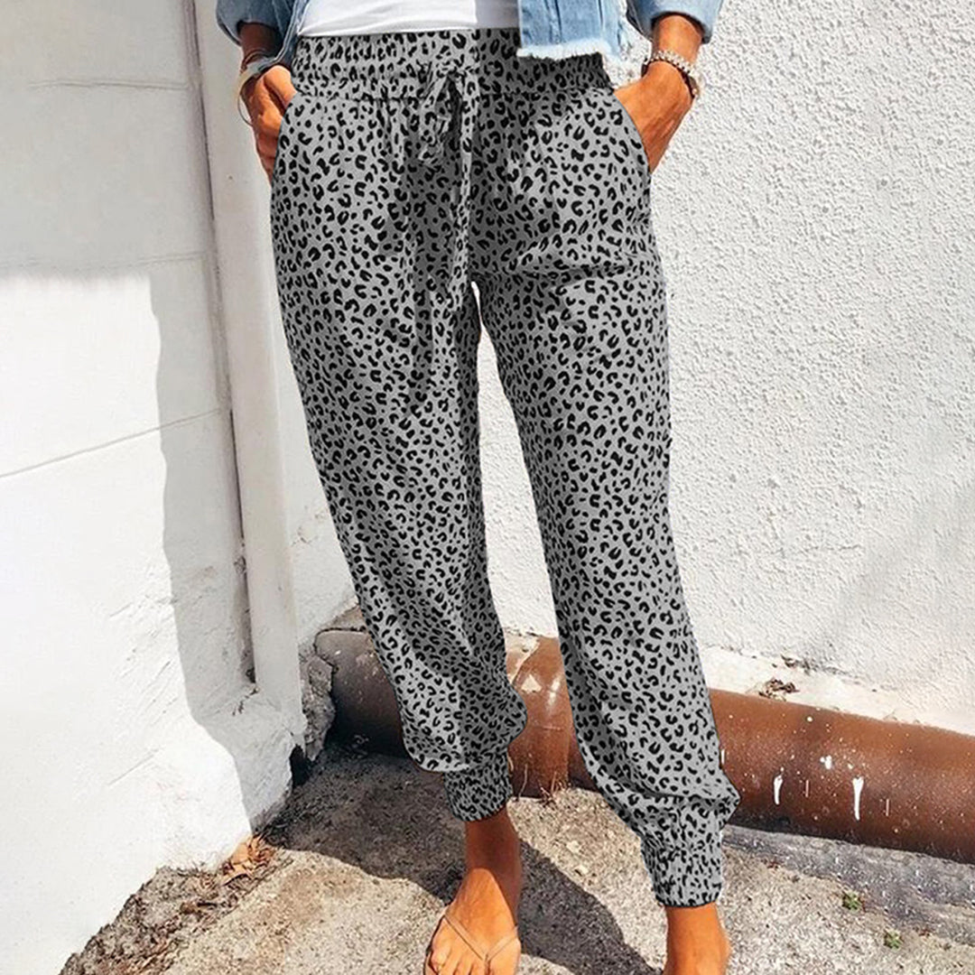 Bequeme Damen-Leggings mit Leo-Print von Kleo