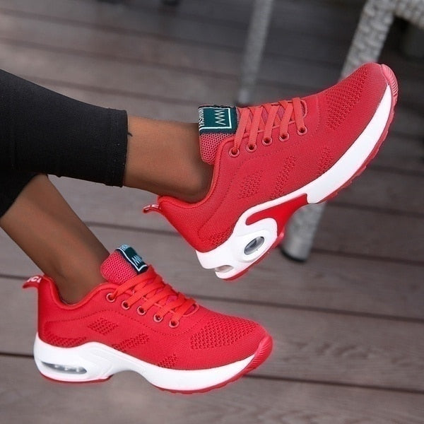 Bequeme orthopädische Sneaker von Amy