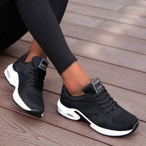 Bequeme orthopädische Sneaker von Amy