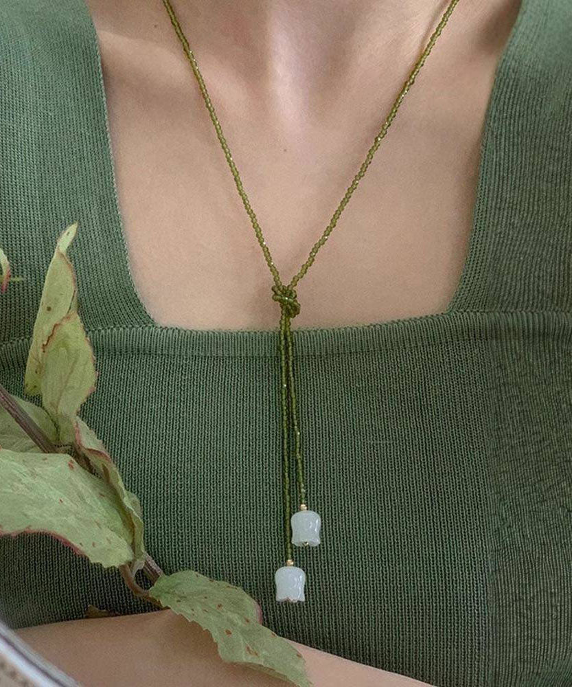 Collier pendentif en perles de muguet en cristal vert tissé à la main - Amawinc