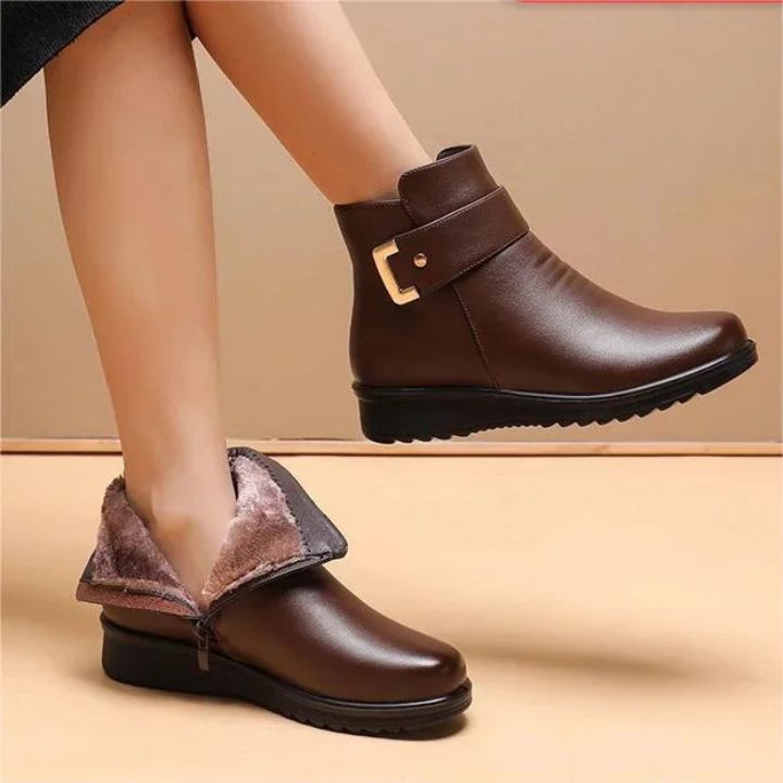 Helene: Orthopädischer Stiefel für Damen