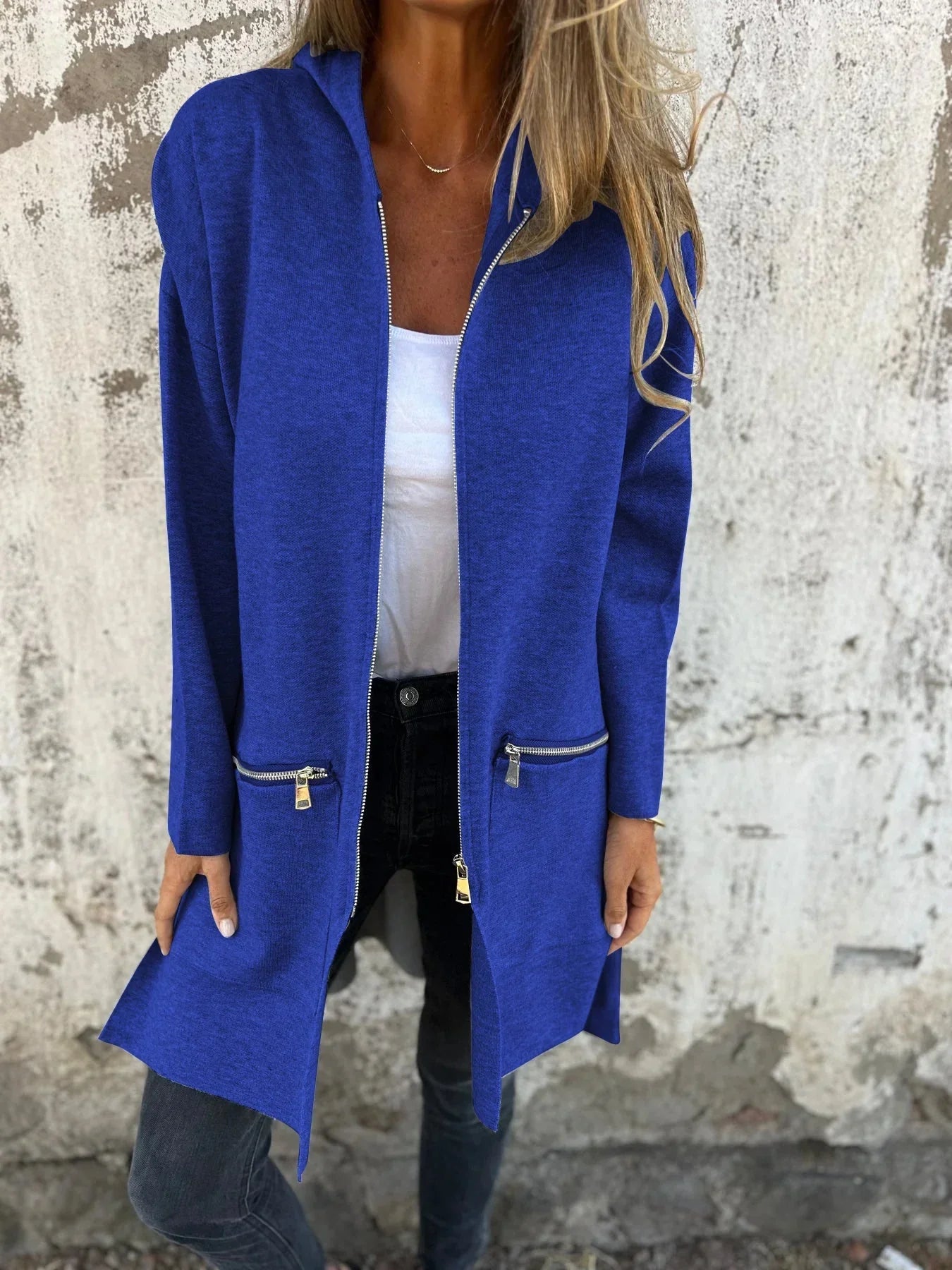 Bequeme, weit geschnittene Langarmjacke mit Reißverschluss von Lorali