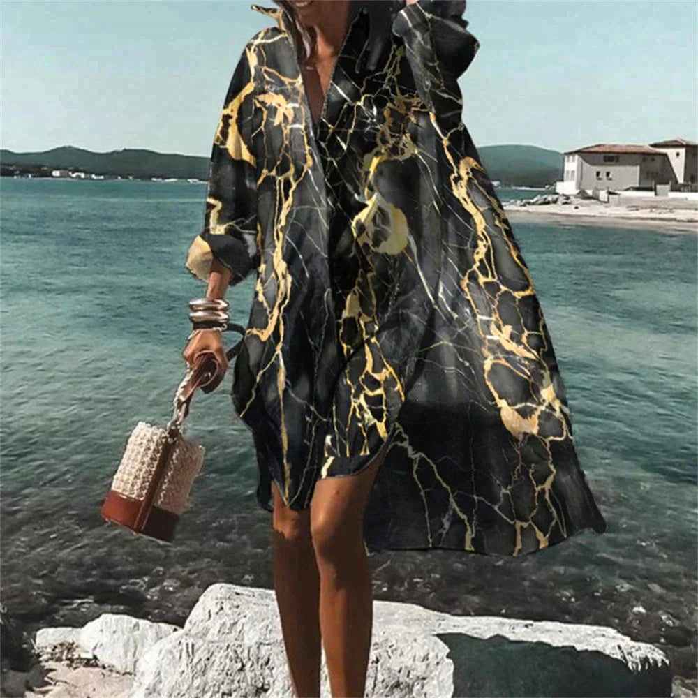 Mias modisches Strandkleid