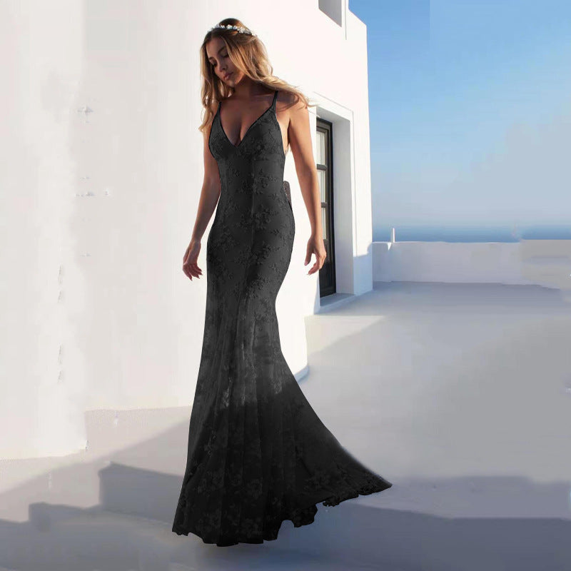 Weißes Spaghettiträgerkleid von Fudus – elegant