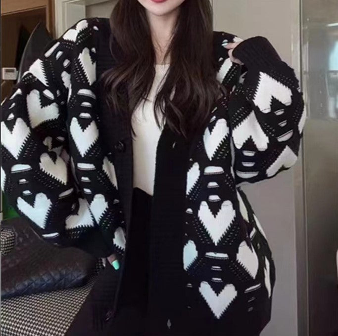 Damen Strickjacke mit einzigartigem Herzmuster und voluminösen Ärmeln Amawinc