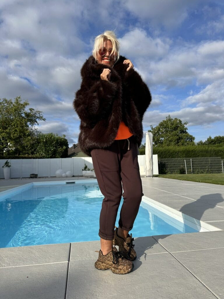 Damen Modische Fleecejacke mit weich gefüttertem Kragen und weitem Schnitt Amawinc