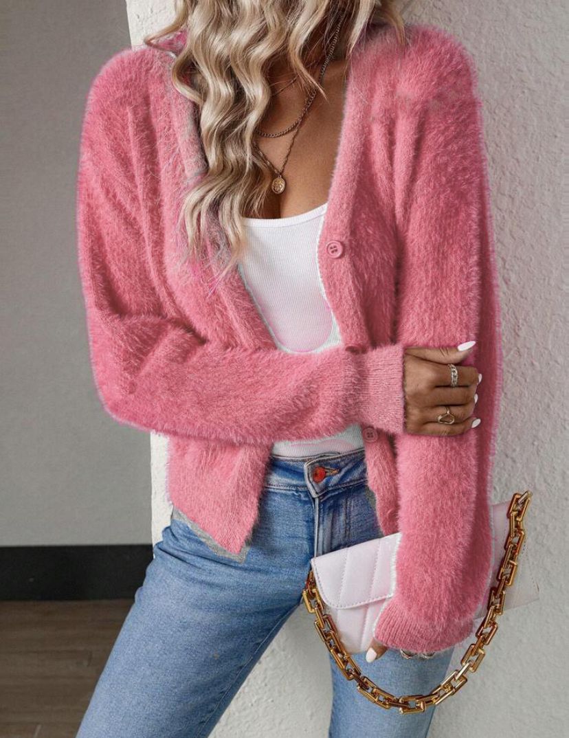 Damen Flauschiger V-Ausschnitt Cardigan mit Knopfdetail Amawinc