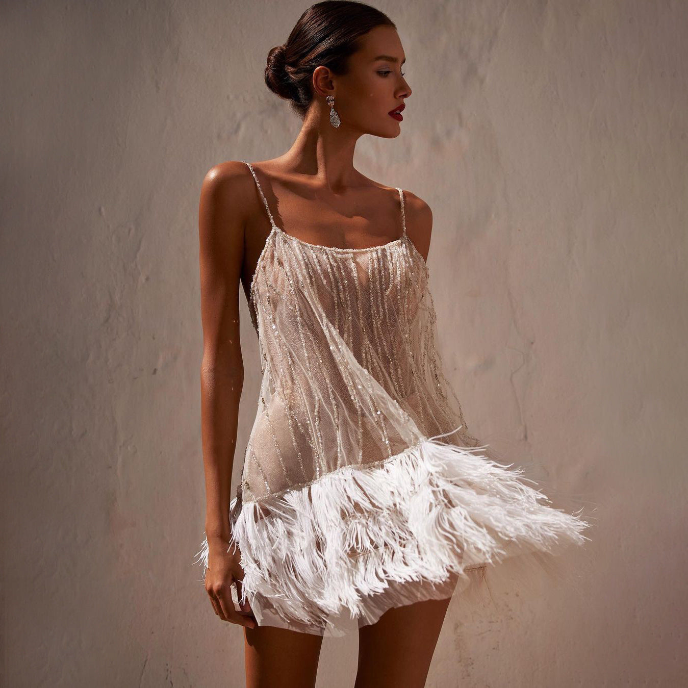 Glitzerndes Fransen-Mesh-Pailletten-Trägerkleid von Fudus