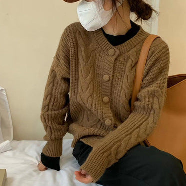 Damen Grobstrickpullover mit Knopfleiste und elegantem Zopfmuster Amawinc