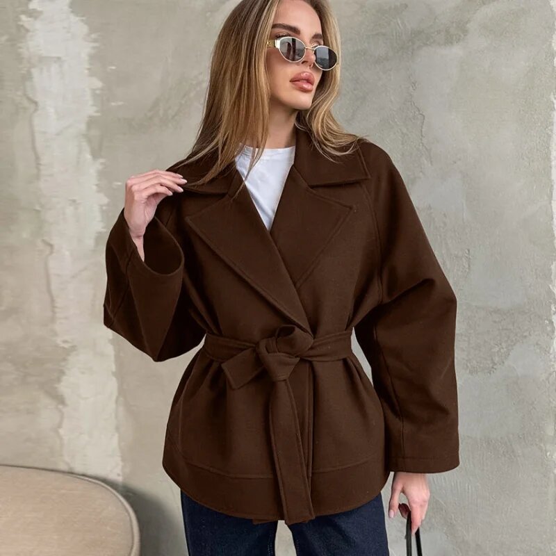Damen Modische Wickeljacke aus hochwertigem Material mit taillierbarem Gürtel Amawinc