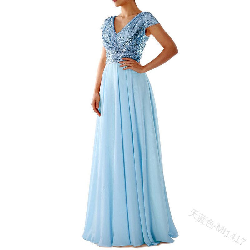 Elegantes Chiffon-Abendkleid mit glamourösen Pailletten von Fudus