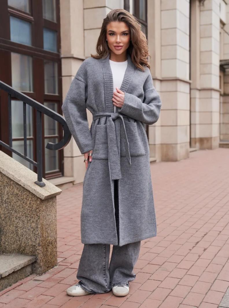 Damen Strickmantel mit Gürtel und praktischen Taschen Amawinc