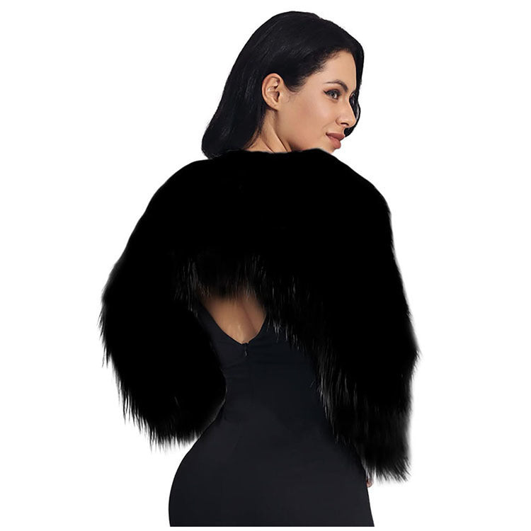 Damen Extravaganter Kunstpelzbolero mit elegantem Schnitt Amawinc