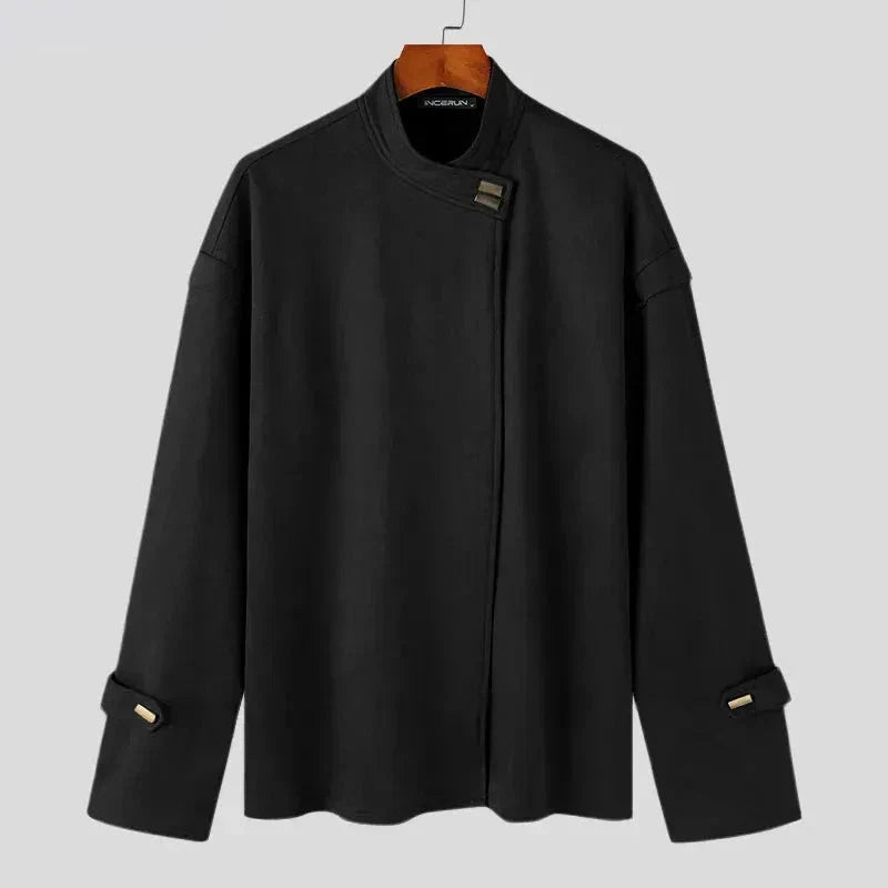Veste Rafael Col Montant Minimaliste Avec Fermeture Asymétrique Et Pattes De Manche Réglables En Tissu Doux